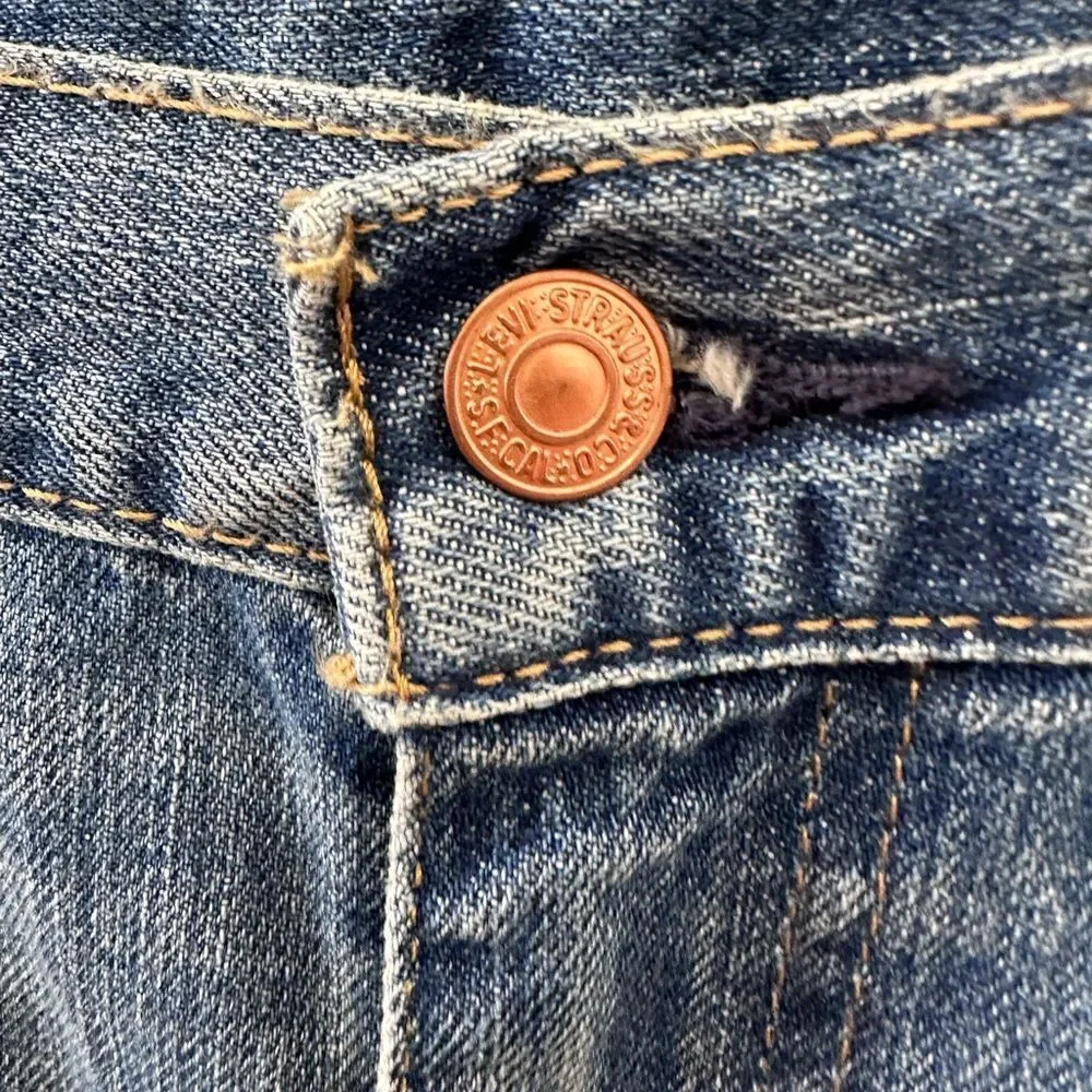 ⭐️Men's Levi's 569‎